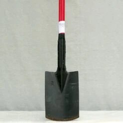 Bêche En Acier Extra Pour Travaux Lourds - Gamme Artisanale Gschwind -Plantes Jardin Shop Beche en acier extra pour travaux lourds Gamme artisanale Gschwind 99258 3