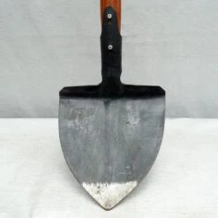 Pelle Bêche En Acier Forgé - Gamme Artisanale Gschwind -Plantes Jardin Shop Pelle Beche en acier forge Gamme artisanale Gschwind 99259 3