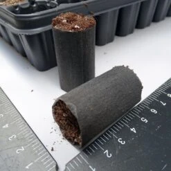 Kit Plateau Et Mottes Fertiss 3 X 5 Cm De Fertil : Plateau De 104 Mottes -Plantes Jardin Shop plateau de 104 mottes Fertiss 3x5cm pour bouturage et semis 912460 2